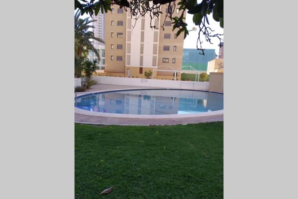 Appartement Vue Sur Mer Avenue De L'Europe Benidorm Luaran gambar